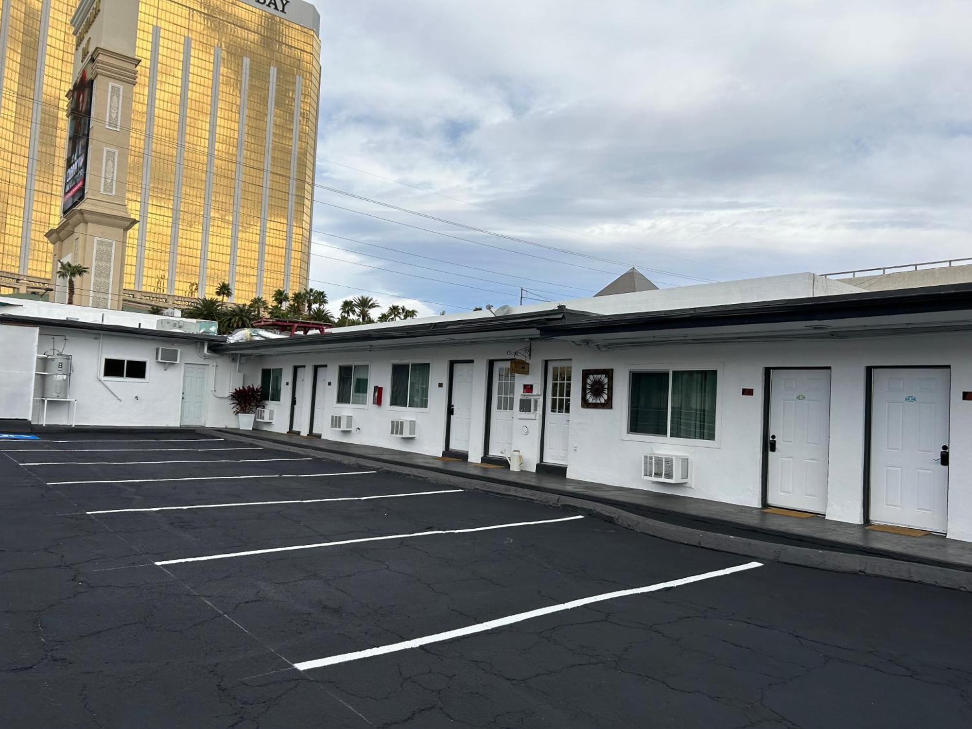 Nirvana Hotel Las Vegas Exterior photo